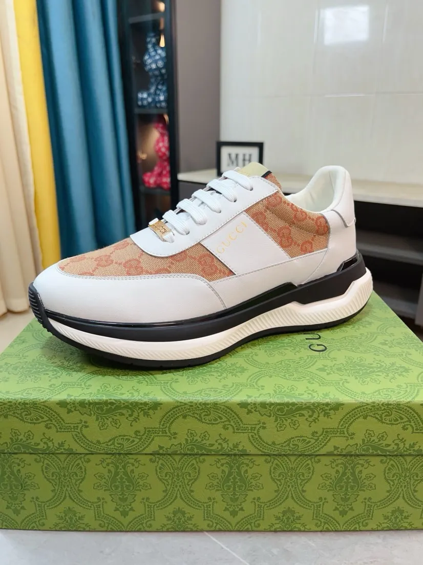 Men's shoes 💰458🌹🌹[GUCCI] Gucci's new lace-up casual men's shoes are on the market first, and the materials and workmanship are superior to all versions on the market. The highest quality shipped first-layer cowhide with imported original perforated materials➕Genuine leather lining, privately molded soft outsole, high foot comfort, imported special materials highlight the brand's unique charm, high-end customization 38-44